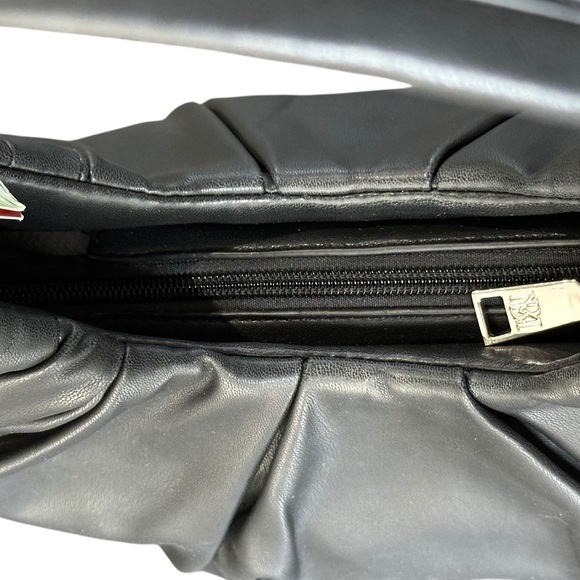 Badgley Mischka NWT Black Vegan Leather Pleats Moon Hobo Bag - Picture 7 of 12